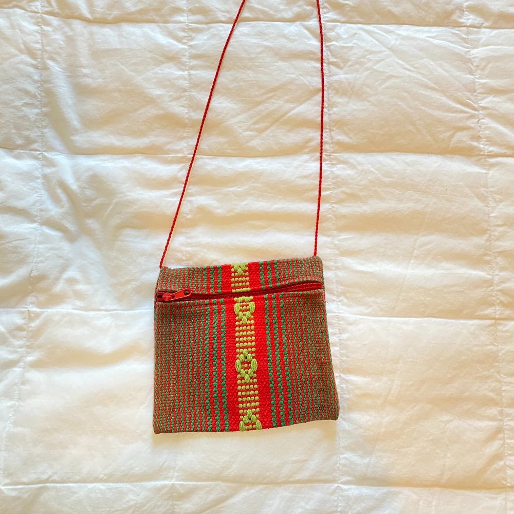 Artisan Handmade Mexican Knit Purse, New